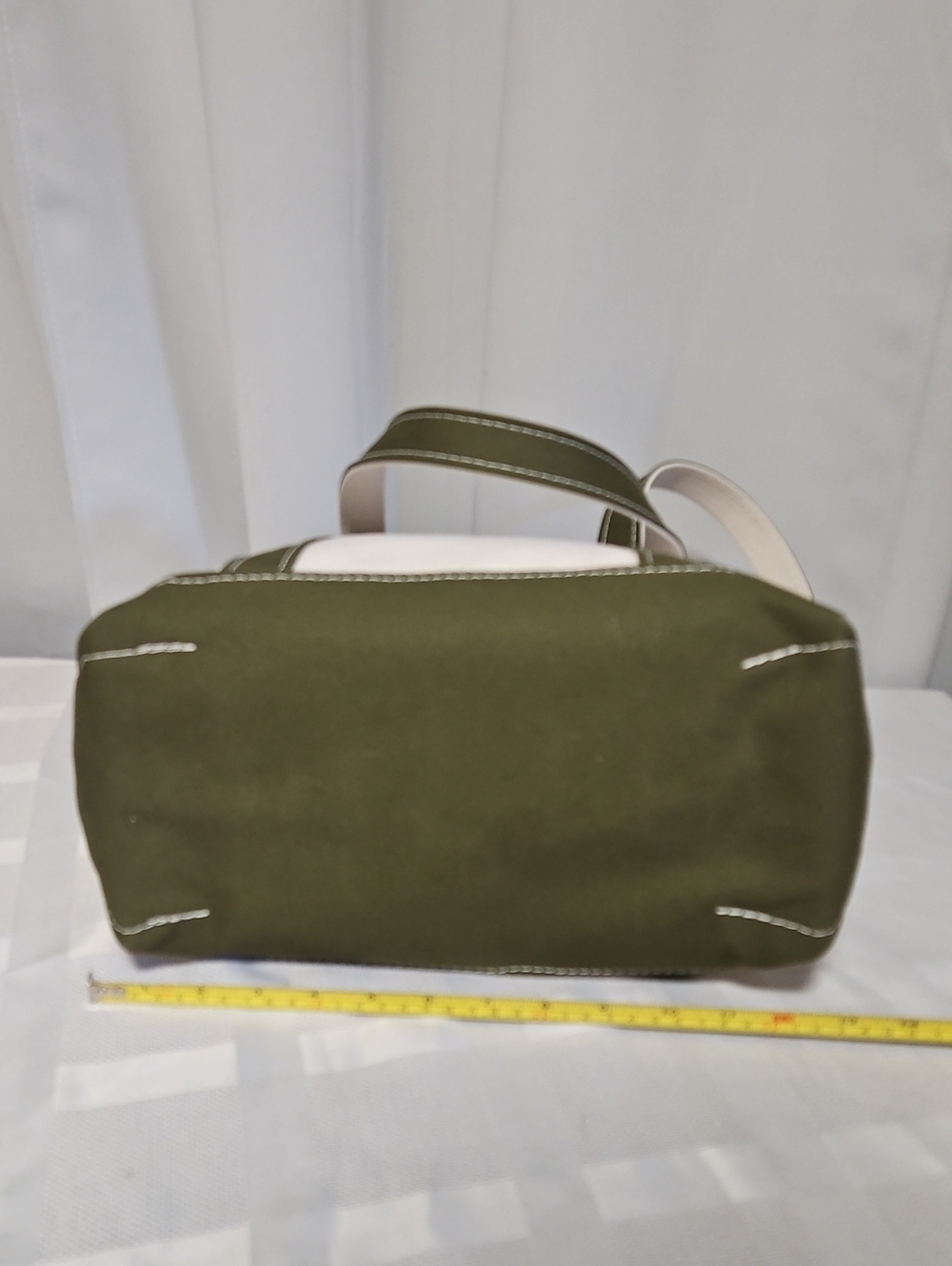 Medium LLBean Boat and Tote With Long Handles - Picture 4 of 5